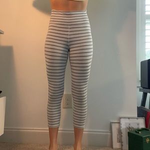 Athleta cropped leggings